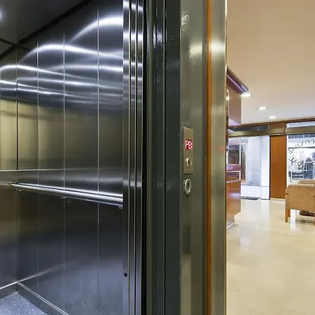 Condal מלון 3*